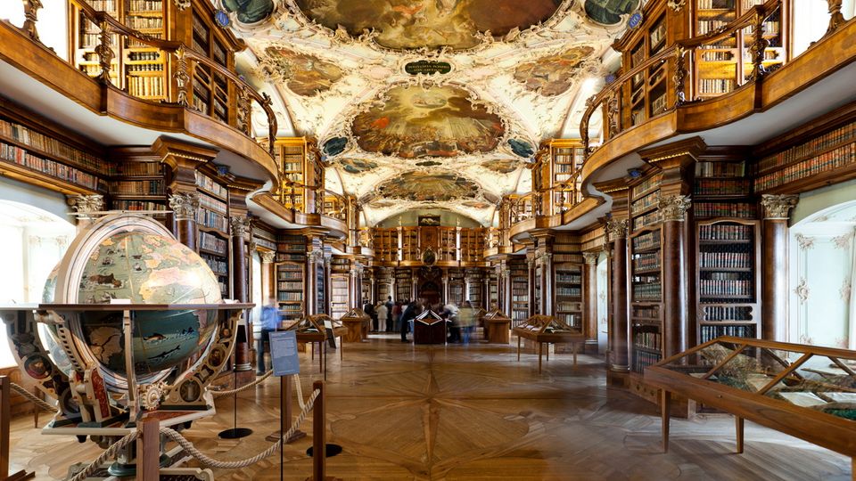 Stiftsbibliothek 4