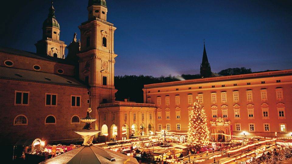 Historischer Christkindlmarkt am Residenzplatz 