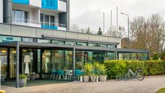 Hotel Nad Parseta, Außenansicht mit Wintergarten