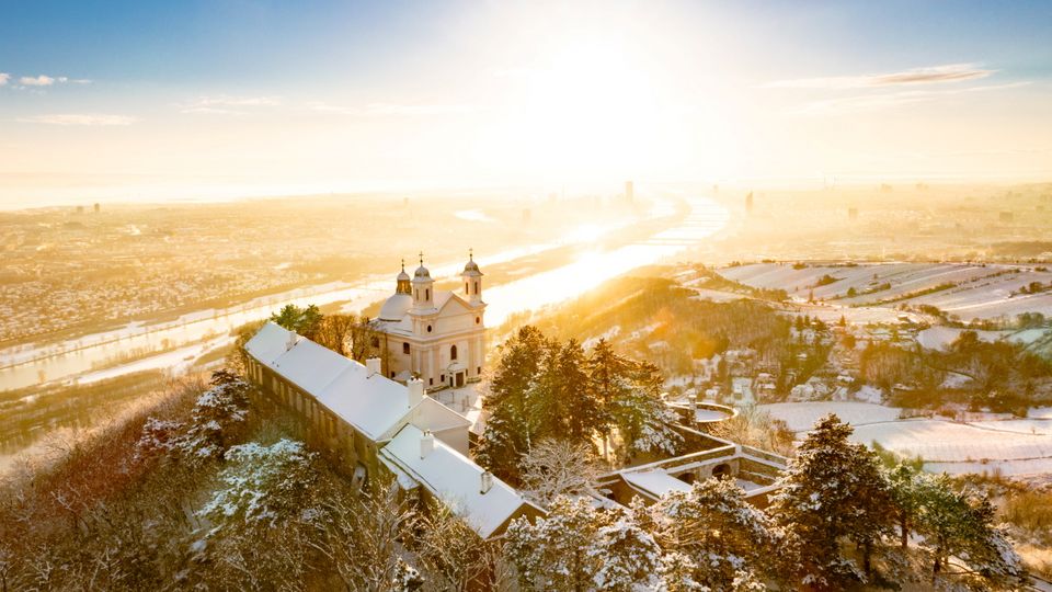 Leopoldsberg im Wienerwald im Winter