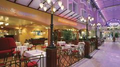 Color Fantasy - Promenade Café