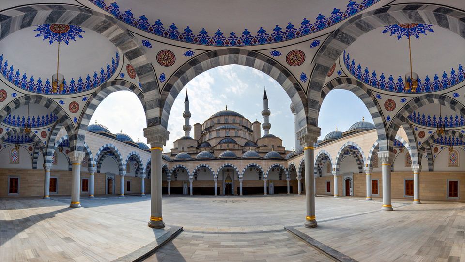 Zentralmoschee Imam Sarakhsi in Bischkek