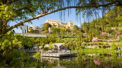 Schloss Trauttmansdorff Garten und Teich ©lorenza 62, AdobeStock Schloss Trauttmansdorff Garten und Teich