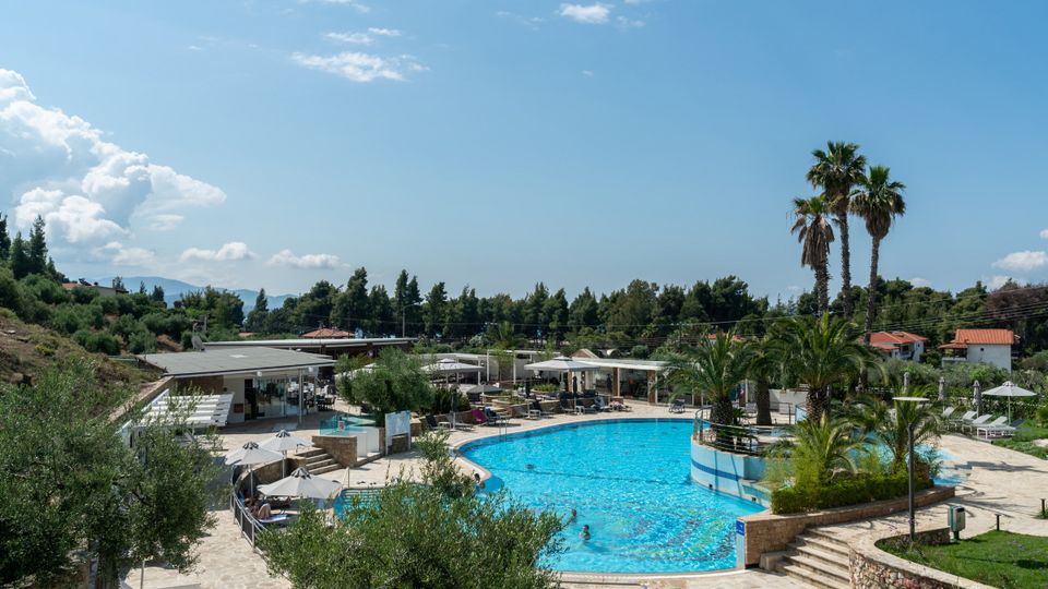  Lagomandra Hotel - Spa & Pool Area