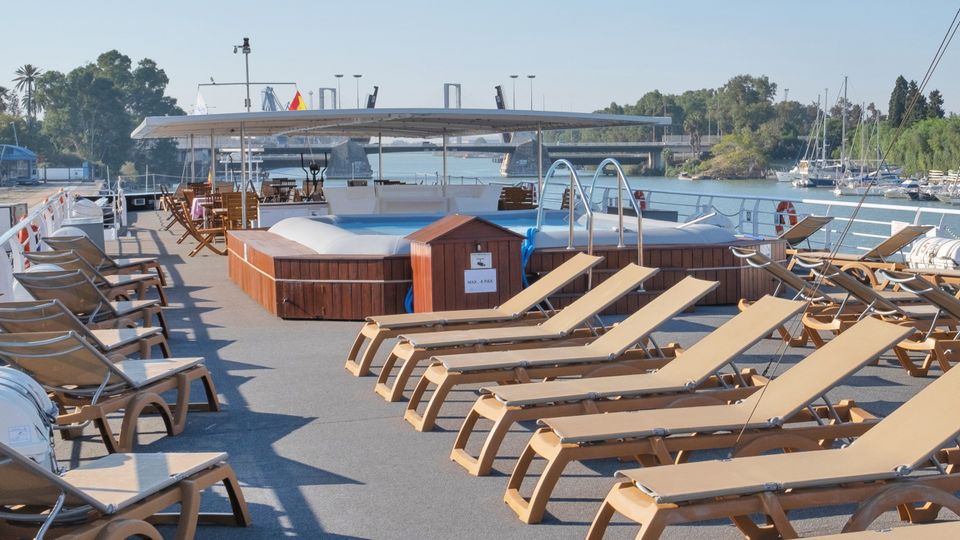 Sonnendeck auf der La Belle de Cadix
