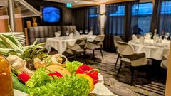 MS Serenade 1, Restaurant