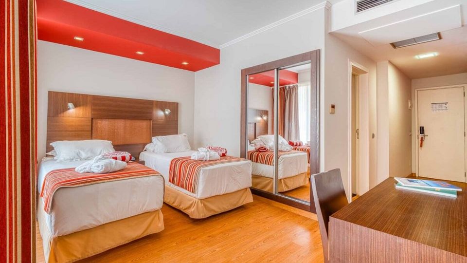Zimmerbeispiel Muthu Raga Madeira Hotel