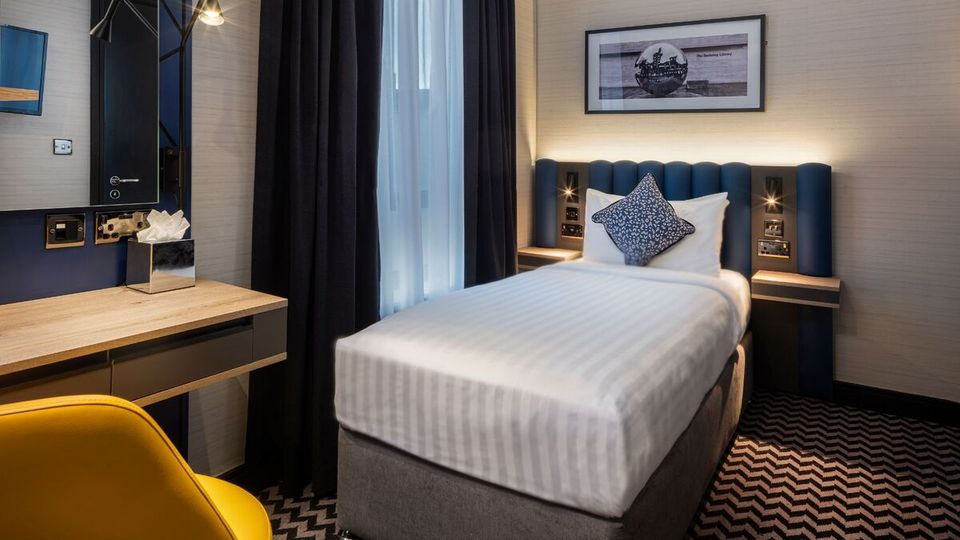 Zimmerbeispiel EZ Academy Plaza Hotel Dublin