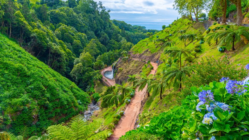 Ribeira dos Caldeiroes