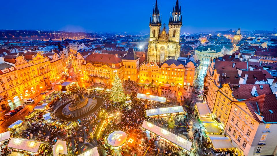 Prag, Tschechien Weihnachtsmarkt Stare Mesto Altstadtplatz