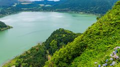 Blick auf den Furnassee, Pico do Ferro