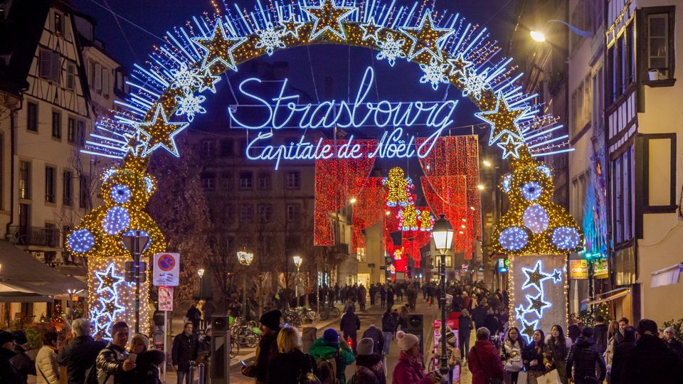 Strassburg mit Weihnachtsmarkt  