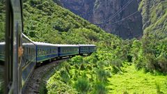 Zug nach Machu Picchu Peru