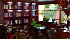 MS Sans Souci, Bibliothek